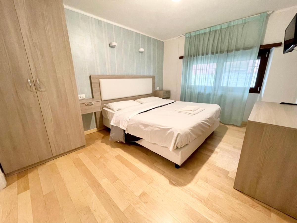 Luciano Laterani Guest House Rome Bagian luar foto