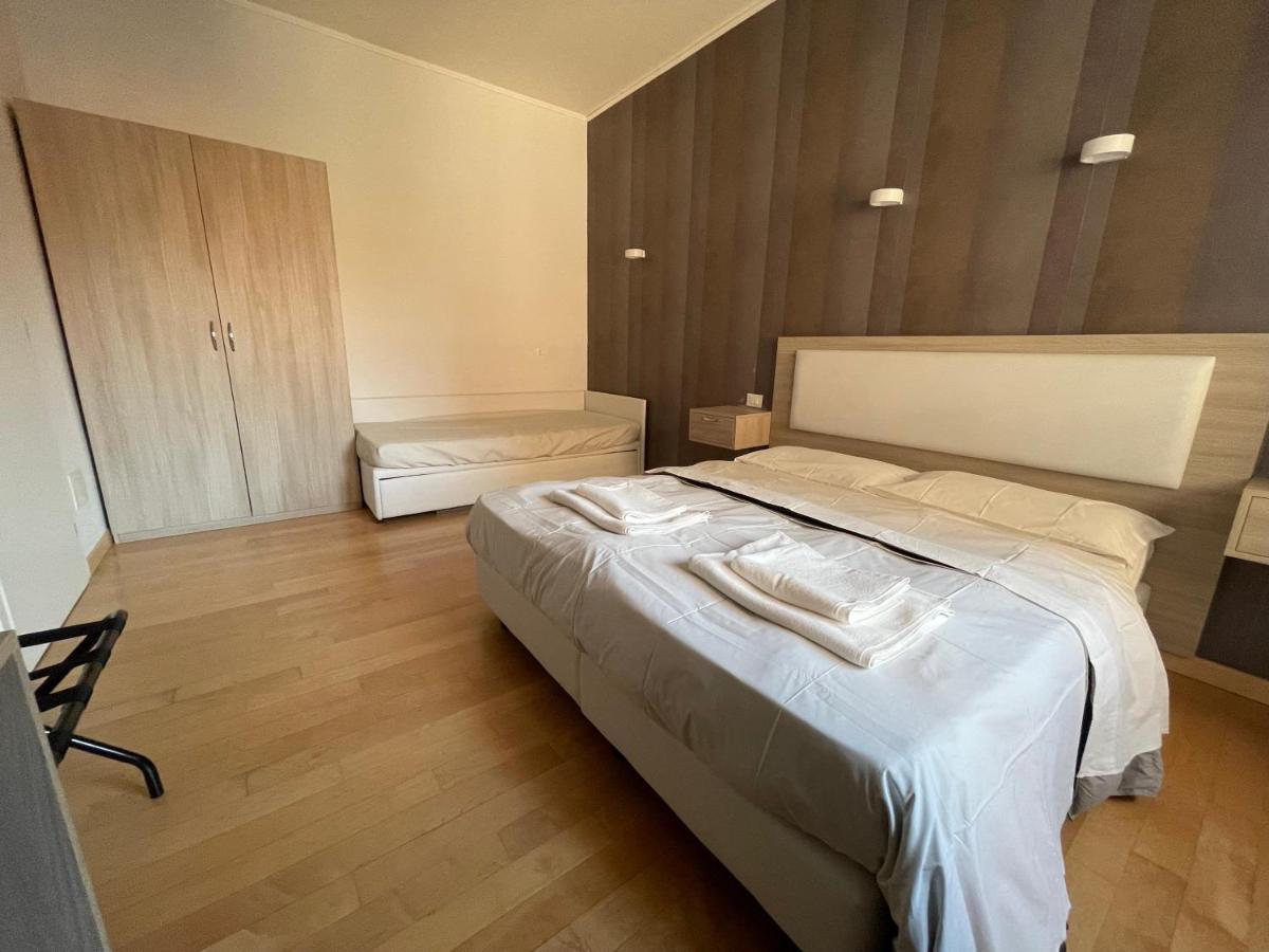 Luciano Laterani Guest House Rome Bagian luar foto