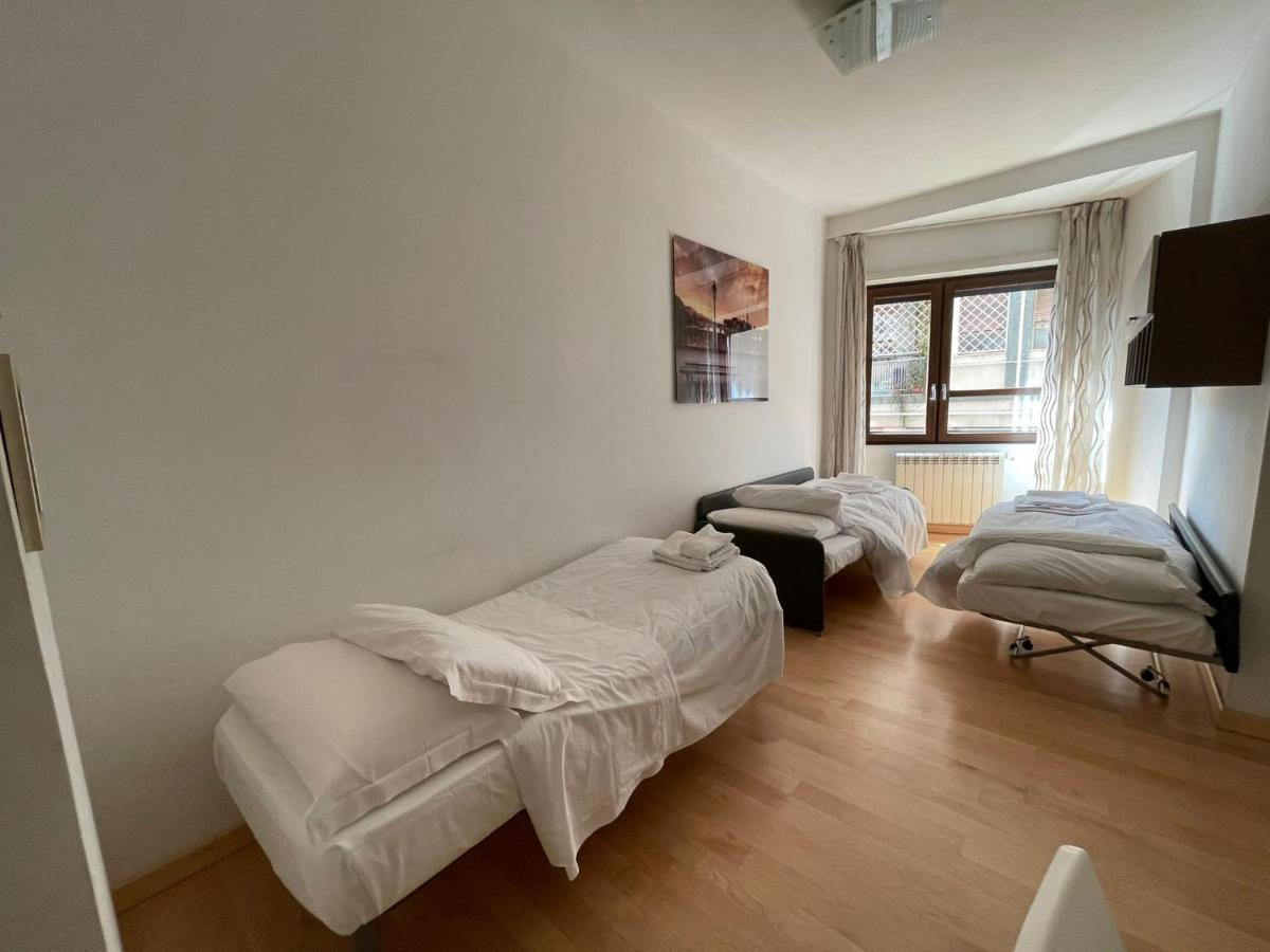 Luciano Laterani Guest House Rome Bagian luar foto
