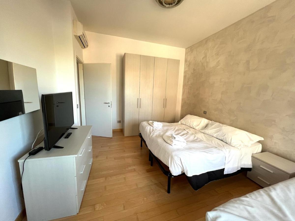 Luciano Laterani Guest House Rome Bagian luar foto