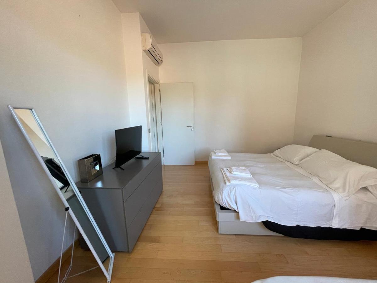 Luciano Laterani Guest House Rome Bagian luar foto